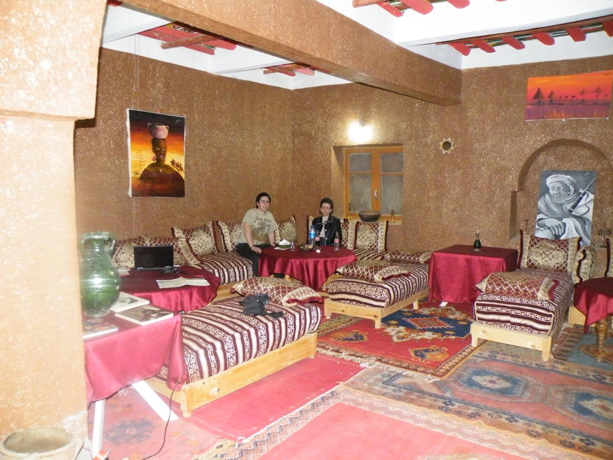 Auberge L'Oasis Foum Zguid Bagian luar foto